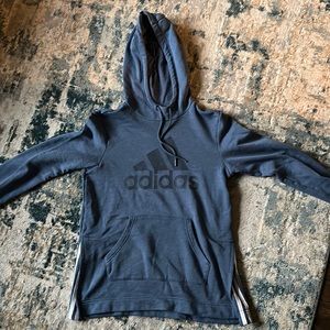 Under Armor Sweatshirt